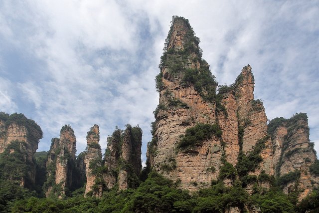 zhangjiajie-2661374_1280.jpg