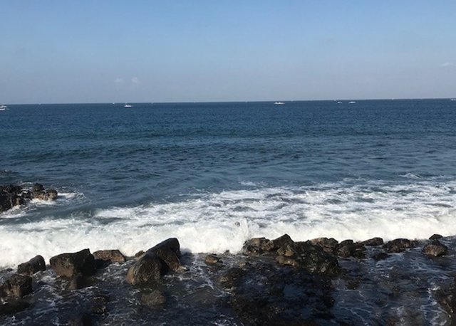 Pantai Senggigi_04.jpg