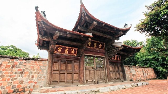 hanoi-kim-lien-pagoda.jpg