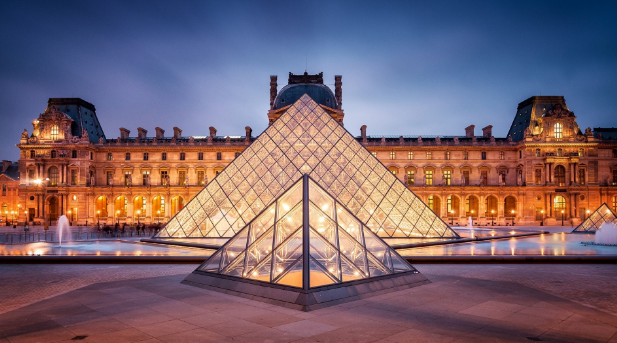 3. The Louvre Museum.png