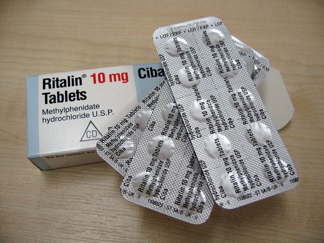 1200px-Ritalin_10mg_tablets.jpg