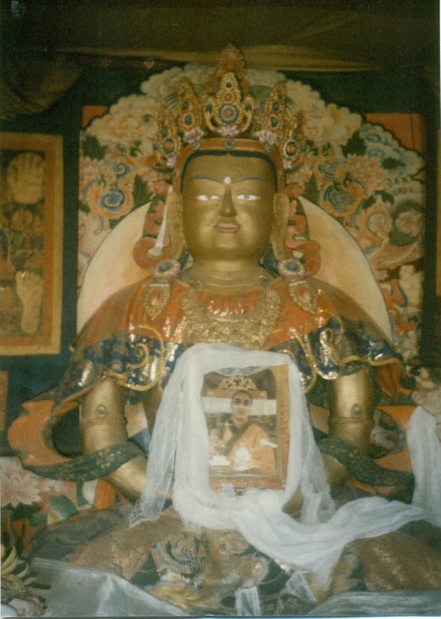 Buddhist Statue Dalai Lama.jpg