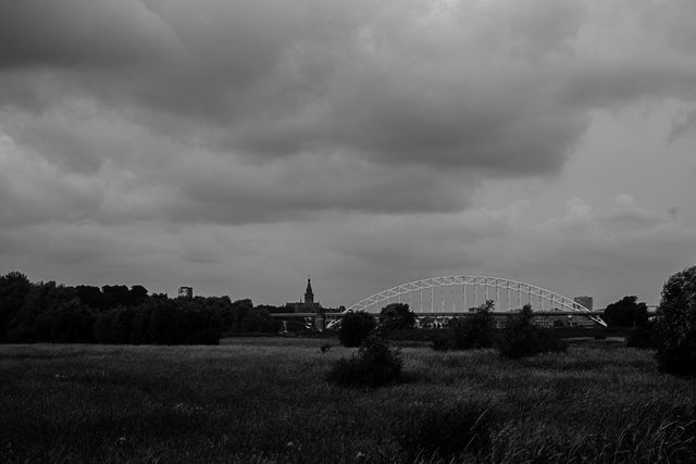 17-06-2018-bridge-monomad-sky-06409.jpg