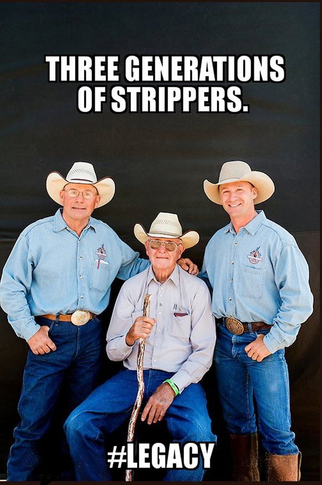 cowboys_pole_straight.jpg