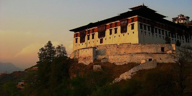 1-Paro-Dzong11.jpg