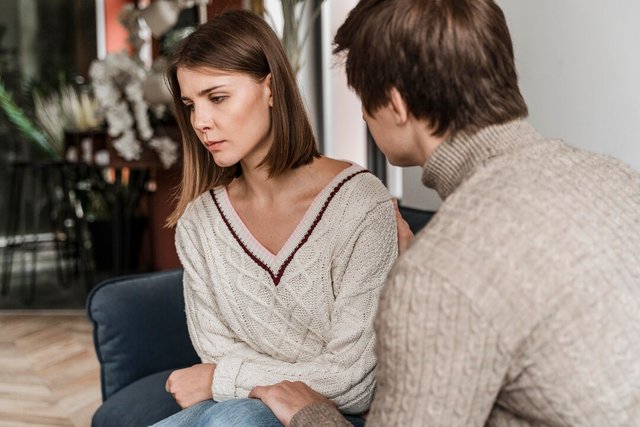 husband-trying-talk-his-worried-wife_23-2148758147.jpg
