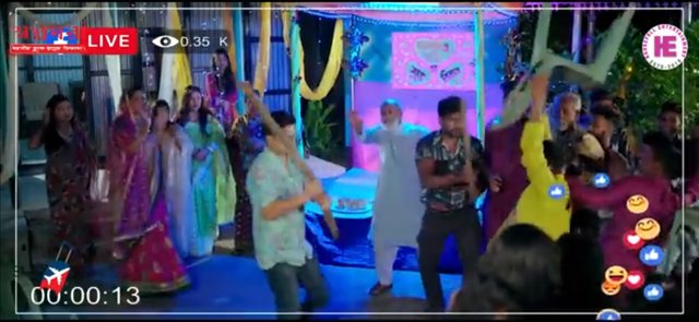 Screenshot_20250728_213143_YouTube.jpg