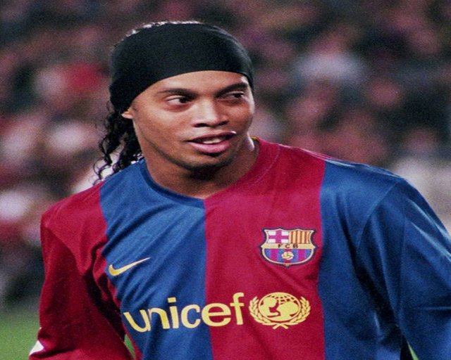 Ronaldinho_11feb2007 (1).jpg