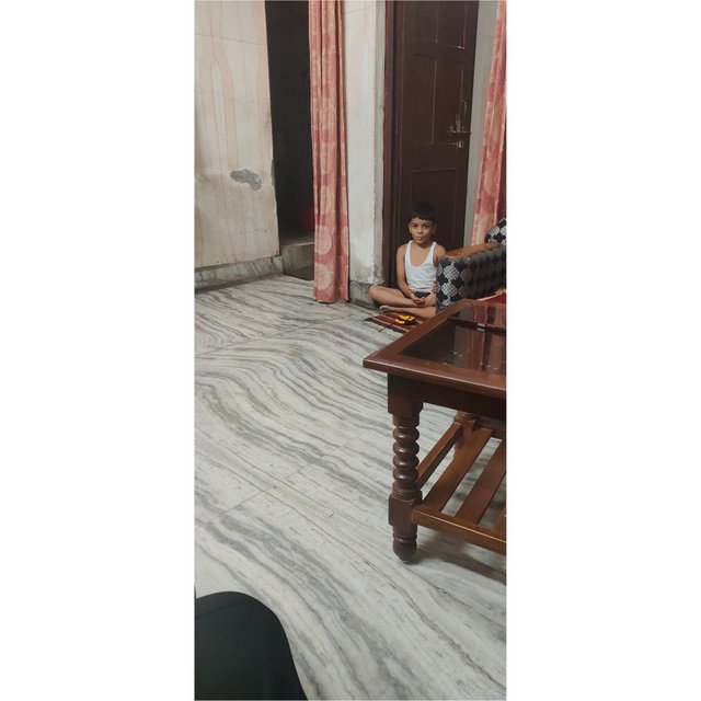 Picsart_25-08-22_22-05-27-433.jpg