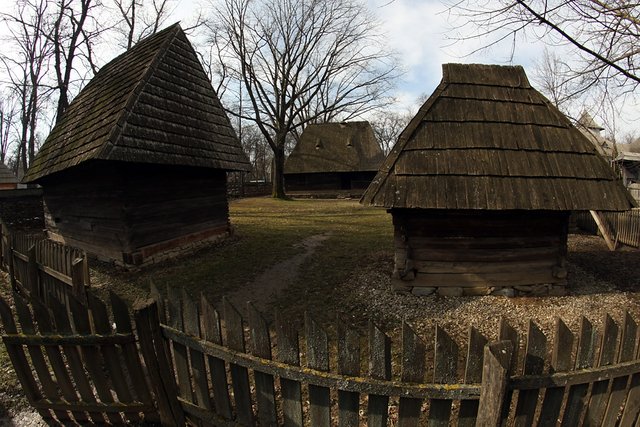 Ethno_Museum_Bucharest_02_2015_ph10_s.jpg