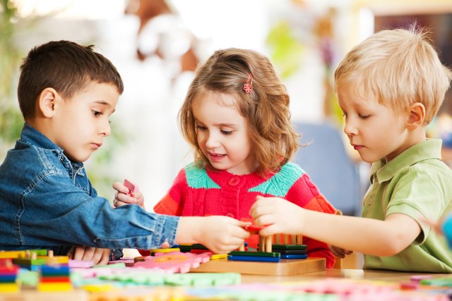 Children-playing-iStock-copyright-skynesher.jpg