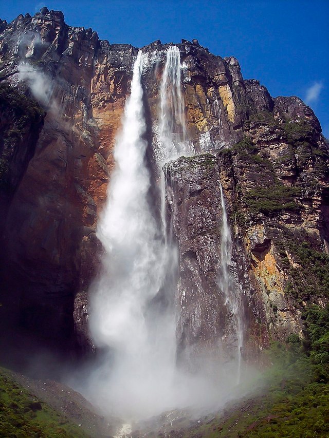 Salto_del_Angel-Canaima-Venezuela03.JPG