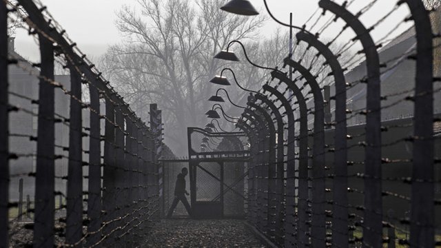 nazi-death-camp-guard.si.jpg