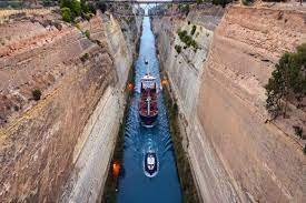 corinth canal.jpg