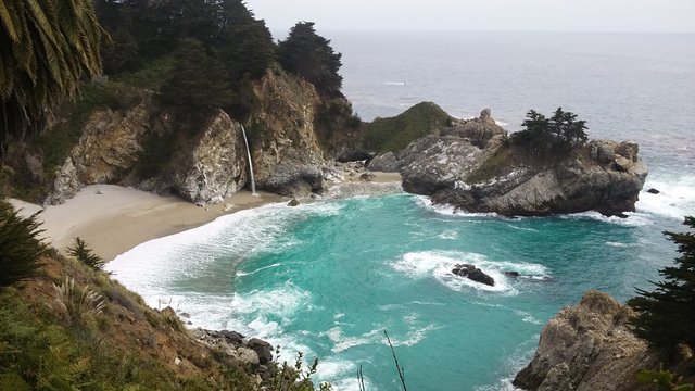 McWay falls.jpg