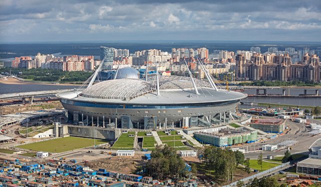 stadium seint petersberg.jpg