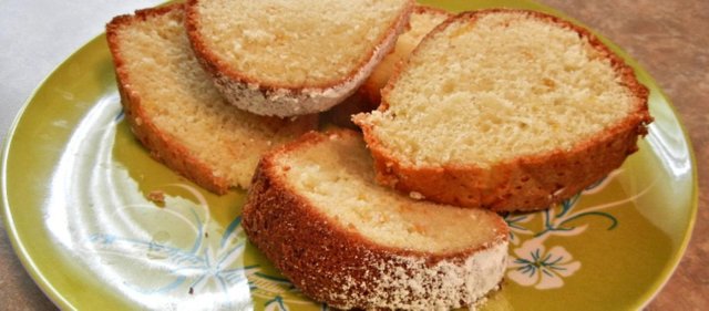 sponge-cake-baked-and-sliced-source-pixel-1-pixabay_2206115.jpg