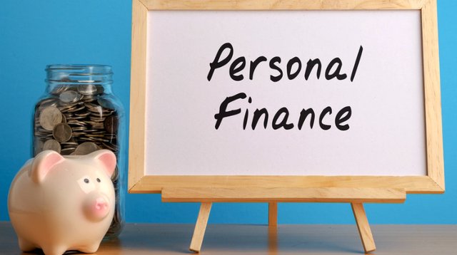 Personal-Finance-Tips-Piggy-Bank-Coins-Personal-Finances-in-2018-SS-Feature.jpg