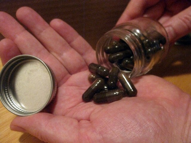 activated kief coconut oil caps 5.JPG