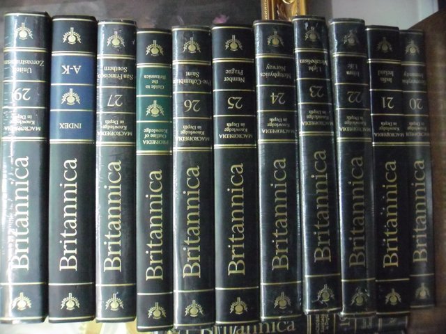 Encyclopedia_Britannica_series.JPG