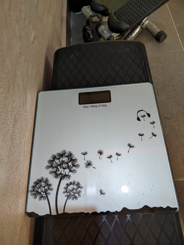 1000905552.jpg