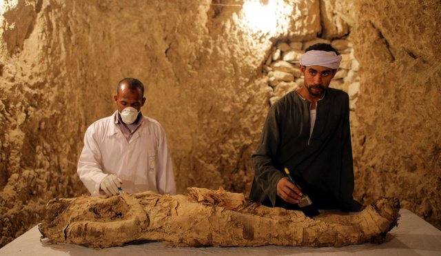 Egyptian mummy.jpg