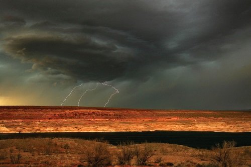 0628-USTORM-desert-storm.jpg