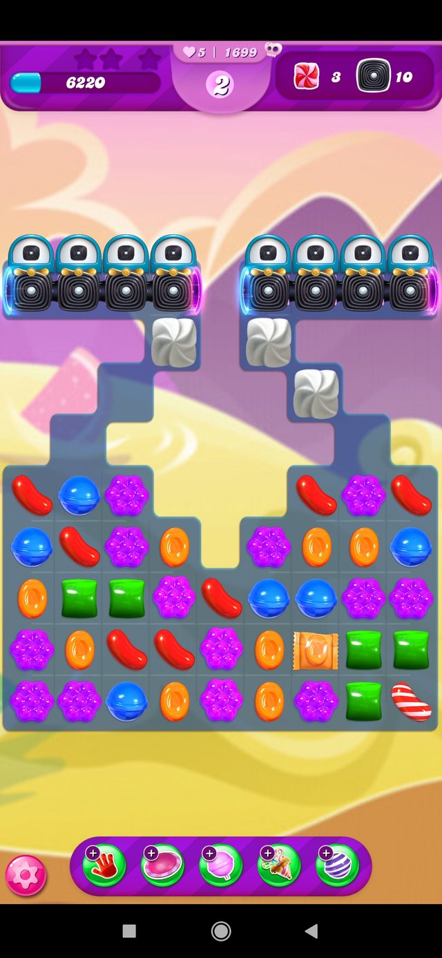 Screenshot_2020-09-04-20-07-34-405_com.king.candycrushsaga.jpg