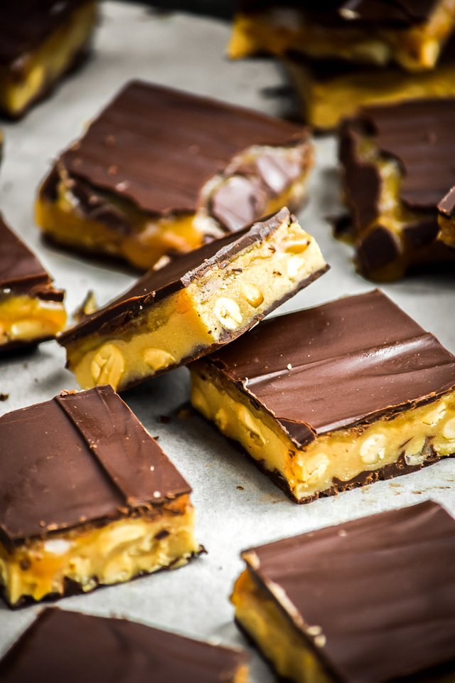 Homemade Snickers Bars (Corn Syrup Free)-4.jpg