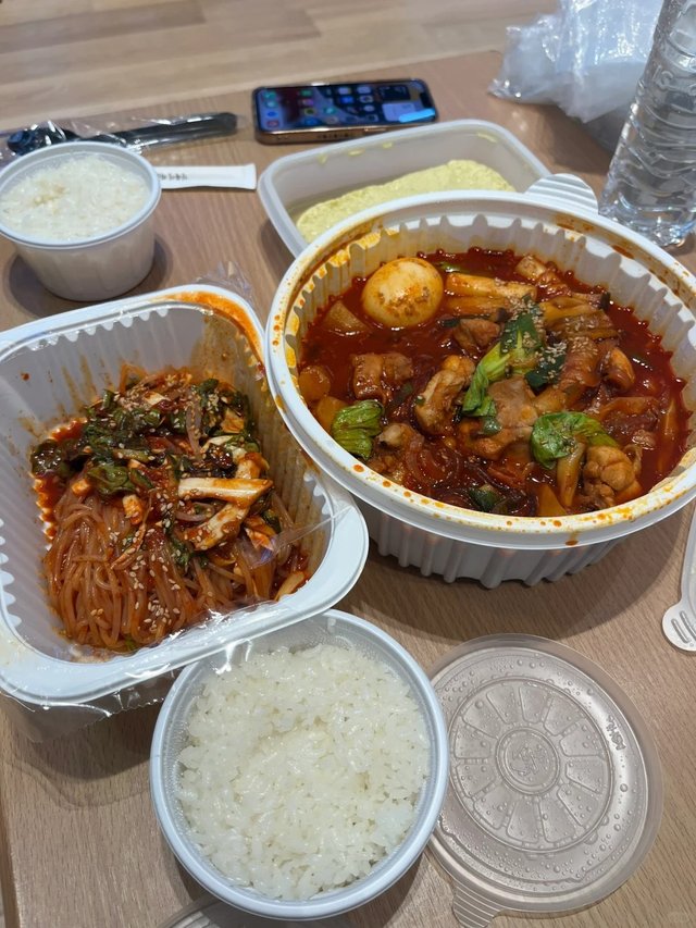 在韩国🇰🇷上班天天都点什么外卖_1_梦梦 吃遍美食_来自小红书网页版.jpg