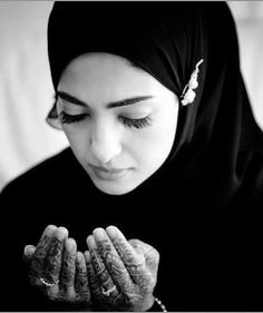 94385703df18697b87451beaaf429f6a--beautiful-hijab-middle-east.jpg