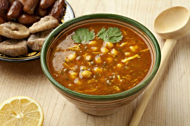 harira-2-moroccan-soup-picturepartners-bigstock-740x493.jpg