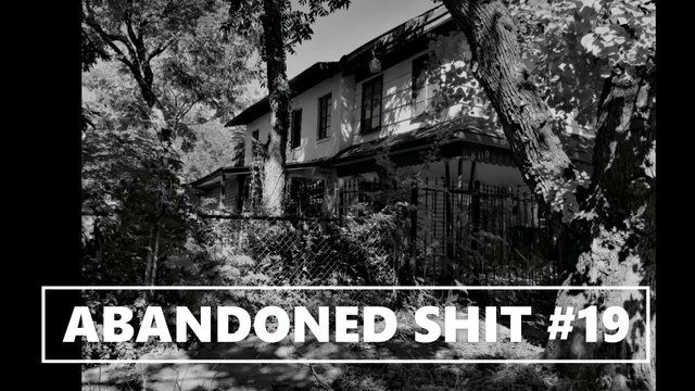 Abandoned Shit Weekly #19 BW_Medium - Copy_Moment.jpg