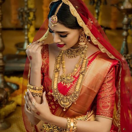 1. traditional-jewelleries-of-india.jpg