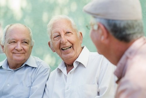 How-to-Encourage-Your-Elderly-Loved-One-to-Meet-New-People-2.jpg