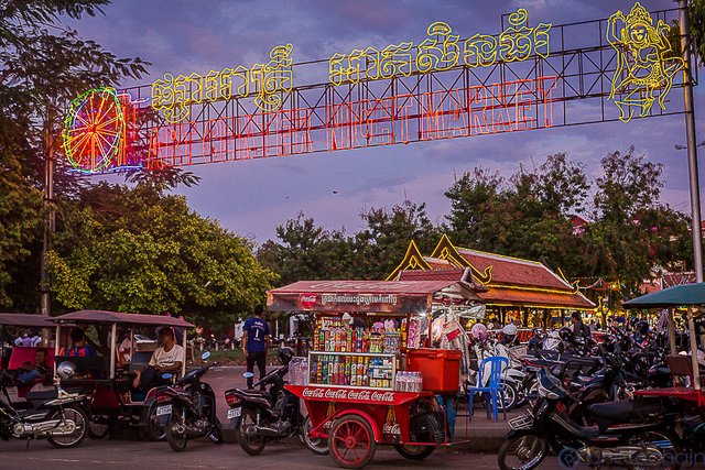 VIBRANT AND COLORFUL siem reap-8.jpg