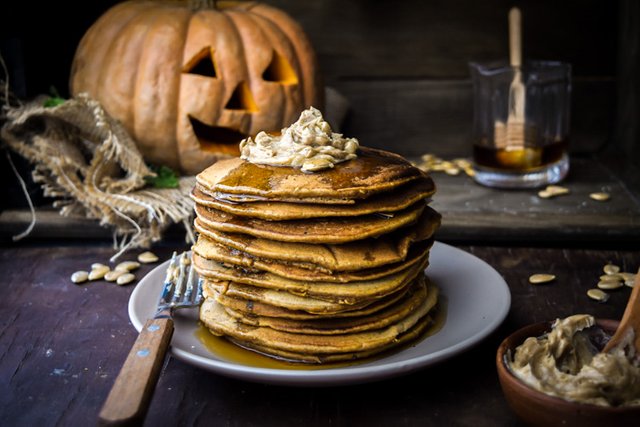 Oaty Pumpkin Pancakes + Maple Nut Butter Spread-9.jpg