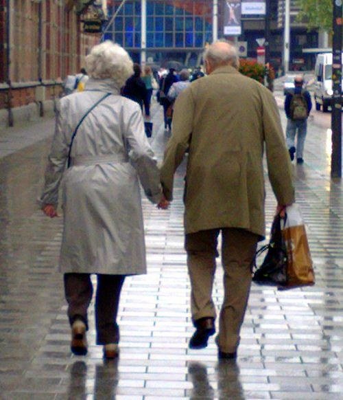 old-couple-holding-hands-2.jpg