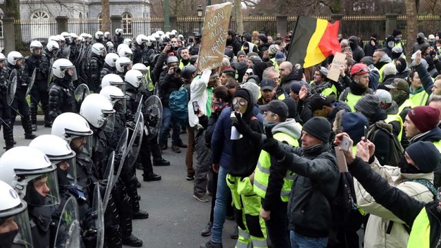 belgian_gilets_jaunes.jpg