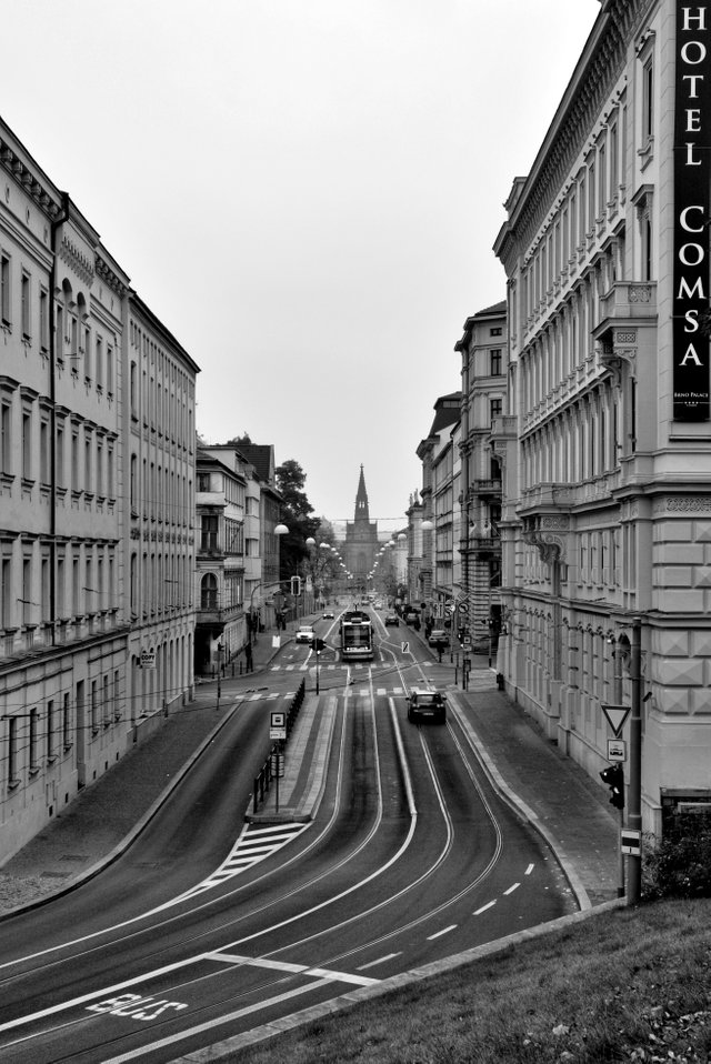 brno čb kontrast HDR ořez.jpg