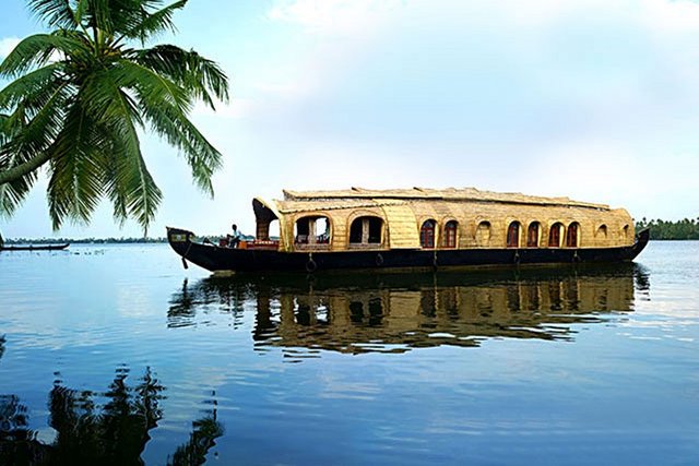 Kerala Houseboat.jpg