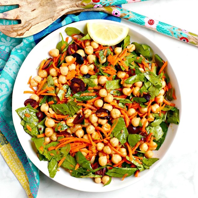 Chickpea-Spinach-Salad-FI-1200.jpg