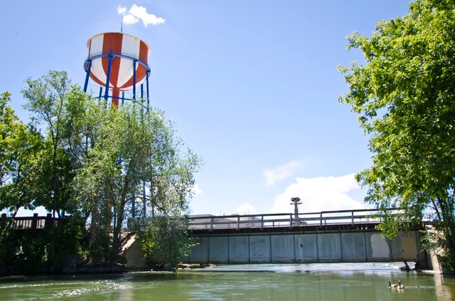 River side water tower .JPG