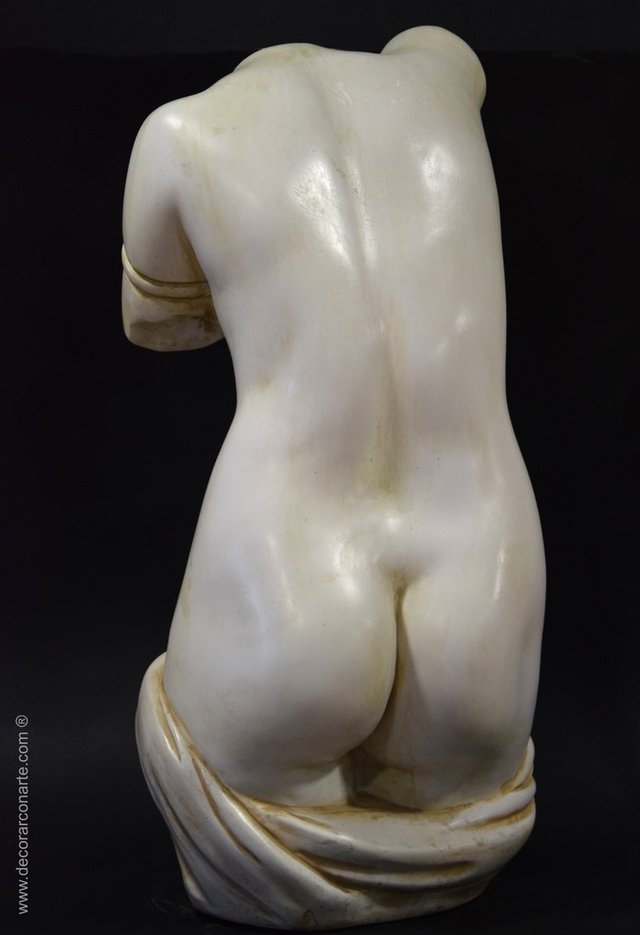 Torso-desnudo-femenino-marmol-PT-B28-4-d.JPG