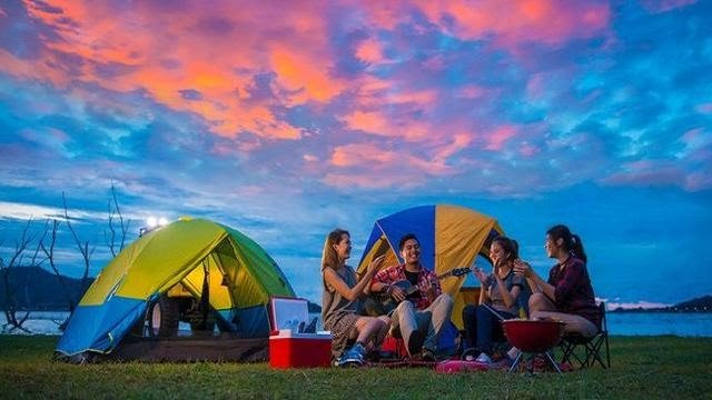 056043200_1530864492-camping.jpg