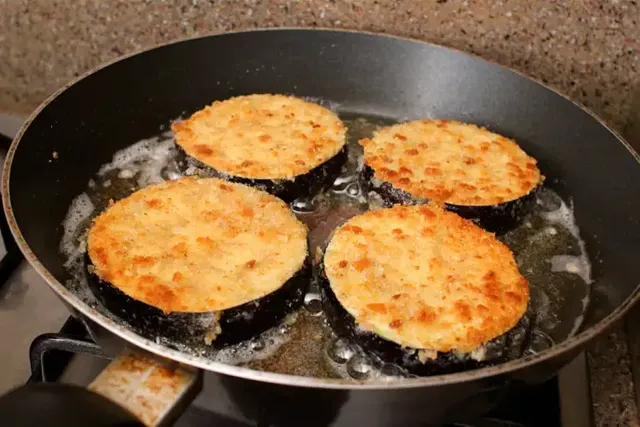 contoh-masakan-shallow-frying-3.webp