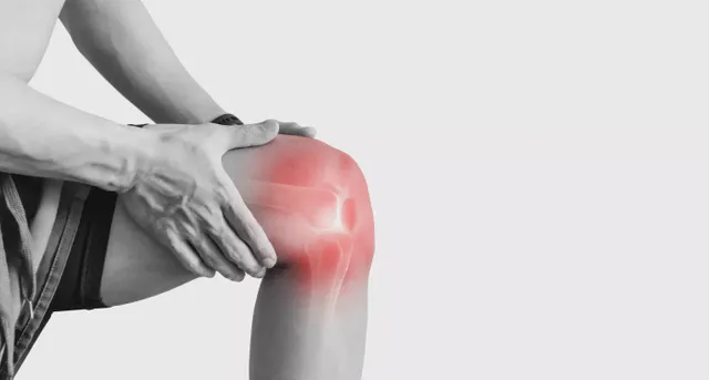 When to See a Doctor for Knee Pain Warning Signs You Shouldn’t Ignore.jpg