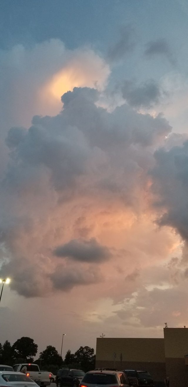 20180705_20010120180705_195847 - Gorgeous storm clouds at sunset.jpg