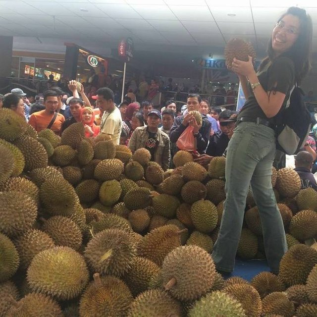 20160502 - Loves Durian.jpg