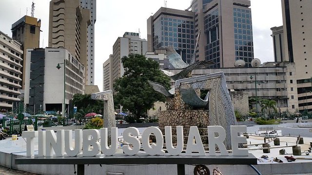 2014_Tinubu_Square_Lagos_Nigeria_14640600637.jpg